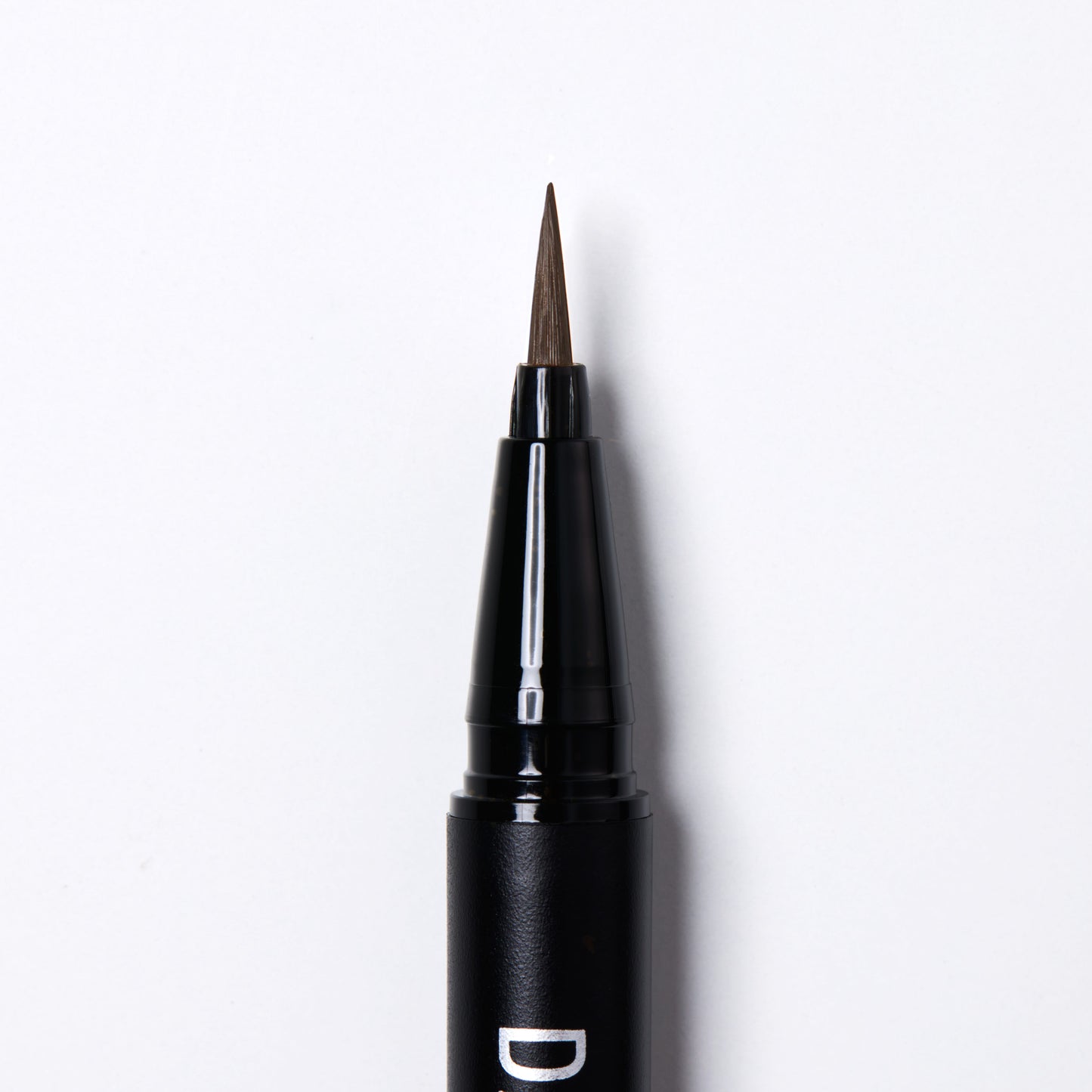 ダソダ プロフェッショナル リキッドアイライナー 010